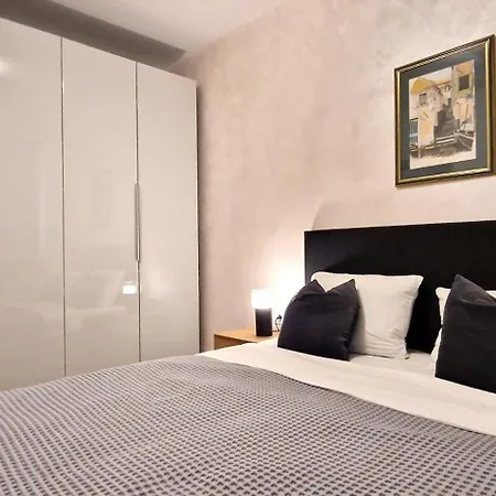 Apartment Downtown Harmony Belgrade
